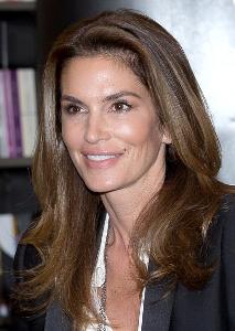 Who is the daughter of supermodel Cindy Crawford?