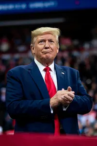 Does Trump have a chance to become president again? In November after the midterm elections, former President Donald Trump announced his candidacy for the 2024 United States Presidential Election. Do you think he has a chance of winning and taking back the White House? Does Trump have a chance to become president again? In November after the midterm elections, former President Donald Trump announced his candidacy for the 2024 United States Presidential Election. Do you think he has a chance of winning and taking back the White House?