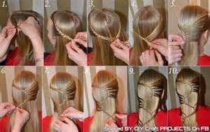 <c:out value='DIY Hair Style'/>