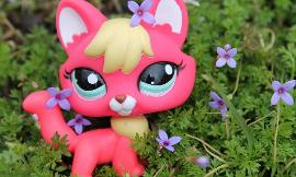 Which Lps Looks Cuter?