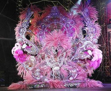 When does the Santa Cruz de Tenerife carnival take place?
