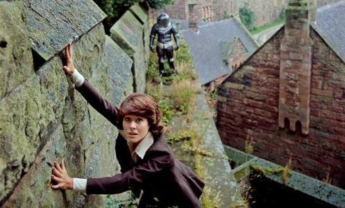 What is the alien Sarah Jane Smith  encountered in her first appearence, The Time Warrior?
