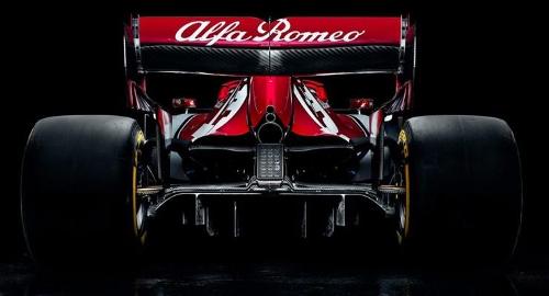 Which company supplies engines to the Alfa Romeo Racing F1 Team?