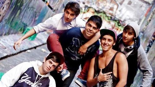 What are the names of the members in the Janoskians?