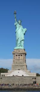 Which artist/sculptor designed the Statue of Liberty?