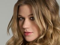 Kelly Clarkson Kelly Clarkson