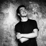 Aaron Carpenter Aaron Carpenter