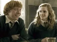 Ron and Hermione (Romione) Ron and Hermione (Romione)