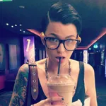 Such a babe . Such a babe .