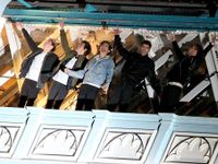 YES OF COURS GO 1D !!! YES OF COURS GO 1D !!!