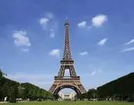 Do you want to go to Paris? Do you want to go to Paris?
