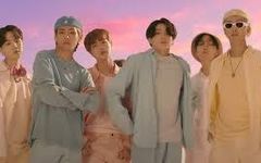 Who is hotter in BTS dynamite mv? Who is hotter in BTS dynamite mv?