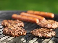 Do you prefer burgers or hotdogs? Do you prefer burgers or hotdogs?