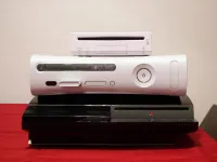 The Console War: XBOX360, PS3, WII The Console War: XBOX360, PS3, WII