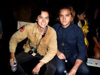 Can you tell the difference between the Sprouse Twins? Can you tell the difference between the Sprouse Twins?