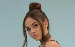 Does she actually like u? Does she actually like u?