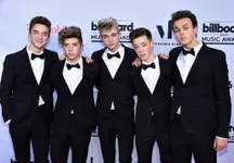 Who is the youngest member of Why Don't We? I know the answer to this, but do you? Possible answers (from left to right(: Daniel Seavey Jack Avery Corbyn Besson Zach Herron Jonah Marais Who is the youngest member of Why Don't We? I know the answer to this, but do you? Possible answers (from left to right(: Daniel Seavey Jack Avery Corbyn Besson Zach Herron Jonah Marais