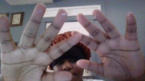 QwQ MY HANDS!!!