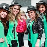 Shake it up or good luck Charlie? Shake it up or good luck Charlie?