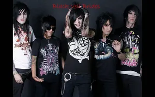 Which is your favorite band out of these: Pierce the veil, My chemical romance, Fall out boy or Asking Alexandria? Which is your favorite band out of these: Pierce the veil, My chemical romance, Fall out boy or Asking Alexandria?