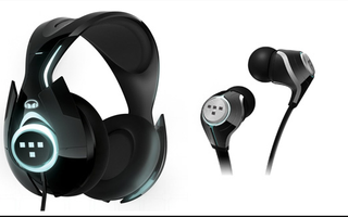 Headphones or Earbuds (1) Headphones or Earbuds (1)