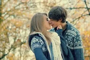 What Age Is Good For Your First Kiss? What Age Is Good For Your First Kiss?