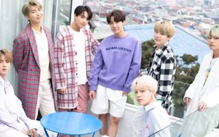 Do you like BTS? I don't really like them Do you like BTS? I don't really like them