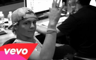 R5 - R5 on R5: The Music R5 - R5 on R5: The Music