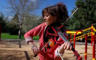Spontaneous Me -Lindsey Stirling (original song) Spontaneous Me -Lindsey Stirling (original song)