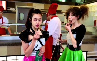 Starships - Lindsey Stirling and Megan Nicole (Nicki Minaj Cover) Starships - Lindsey Stirling and Megan Nicole (Nicki Minaj Cover)