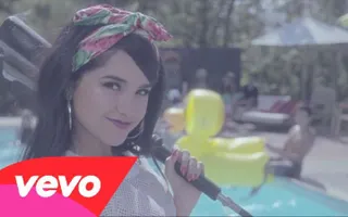 Becky G - Shower Becky G - Shower