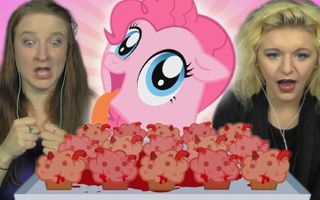CUPCAKES HD | Girls REACT | 14 CUPCAKES HD | Girls REACT | 14