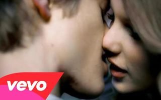 Taylor Swift - You Belong With Me Taylor Swift - You Belong With Me