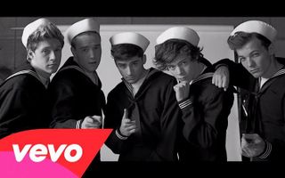 One Direction - Kiss You (Official) One Direction - Kiss You (Official)
