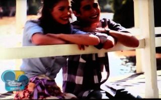 Violetta- restaurant song with Tomas (english) Violetta- restaurant song with Tomas (english)