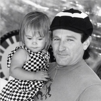 Friends and Fans React to Robin Williams' Death Friends and Fans React to Robin Williams' Death