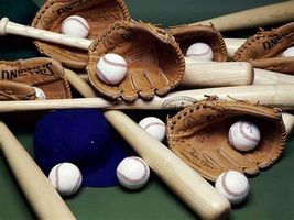 Gear Up with Baseball Equipment Gear Up with Baseball Equipment
