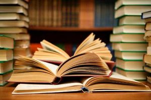 How much of a bookworm are you? (Out of 5) How much of a bookworm are you? (Out of 5)