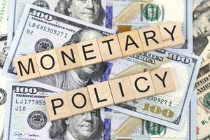 Monetary Policy Quiz (1) Monetary Policy Quiz (1)