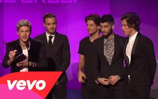 One Direction - Favorite Pop/Rock Duo or Group (2013 AMAs) One Direction - Favorite Pop/Rock Duo or Group (2013 AMAs)