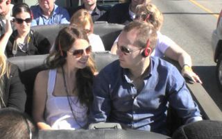 Ellen's Hidden Camera Prank on a Hollywood Tour Bus! Ellen's Hidden Camera Prank on a Hollywood Tour Bus!