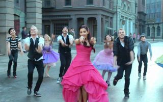 Ariana Grande - Put Your Hearts Up Ariana Grande - Put Your Hearts Up