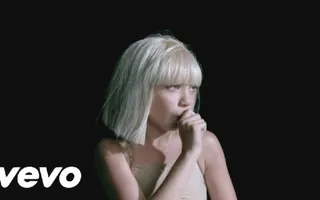 Sia - Big Girls Cry (Official Video) Sia - Big Girls Cry (Official Video)