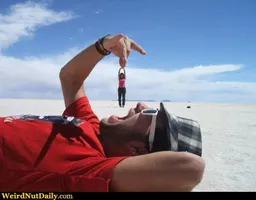 Funny Pictures @ WeirdNutDaily - Human Snack Funny Pictures @ WeirdNutDaily - Human Snack