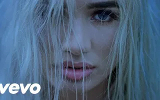 Pia Mia - Do It Again ft. Chris Brown, Tyga Pia Mia - Do It Again ft. Chris Brown, Tyga