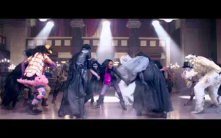 China Anne McClain - Calling All The Monsters (from ANT Farm) China Anne McClain - Calling All The Monsters (from ANT Farm)