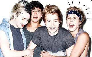 5 SECONDS OF SUMMER - Money lyrics 5 SECONDS OF SUMMER - Money lyrics