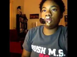 How to properly eat a cupcake How to properly eat a cupcake