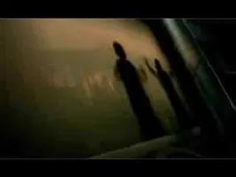 Korn - Kiss (Music Video) Korn - Kiss (Music Video)