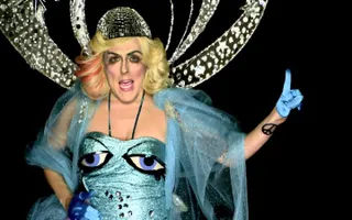"Weird Al" Yankovic - Perform This Way (Parody of "Born This Way" by Lady Gaga)